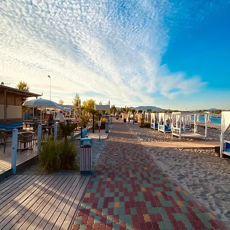 Luxury tent Lupa Tent Budakalasz