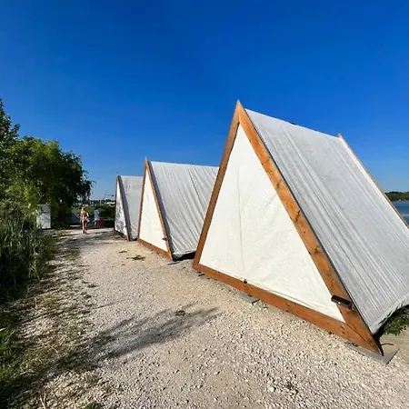 Luxury tent Lupa Tent *